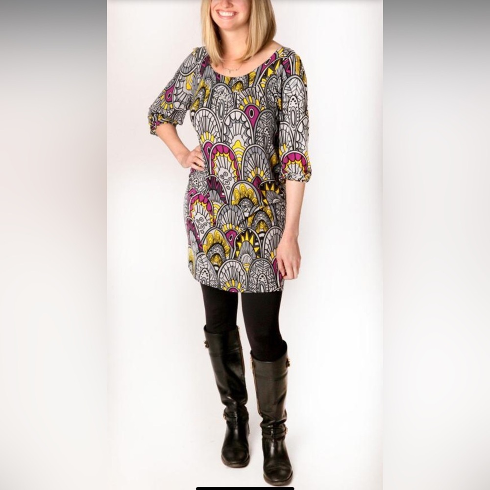 Vertigo Paris‎ Drop Waist Dress Art Deco Print Grey Multicolor XS